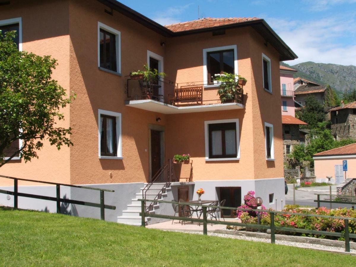 Azalea Di Gigliola Ziello - "Casa Azalea" Villa Cremia Ngoại thất bức ảnh